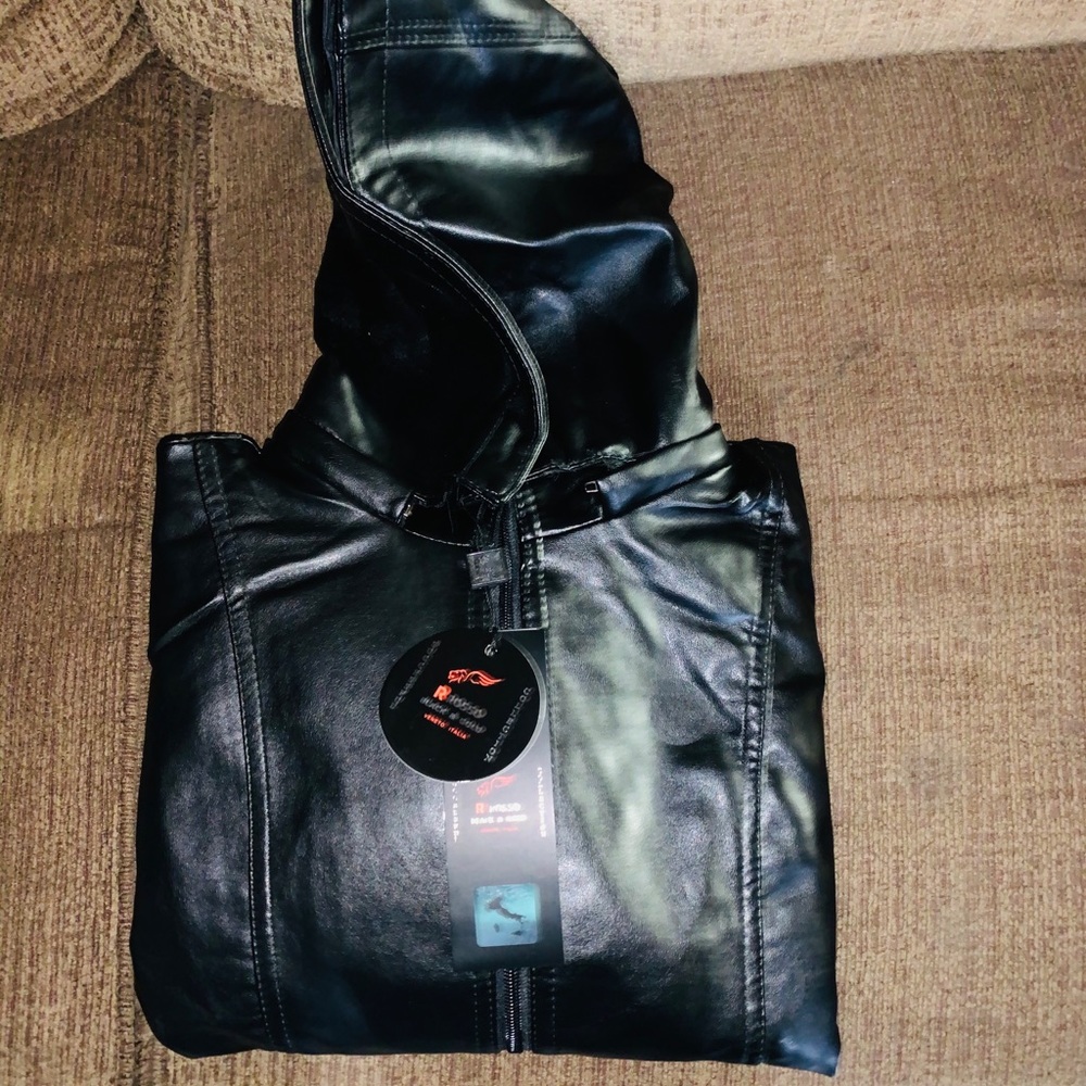 R Rosso Black&Gold Successful Collection